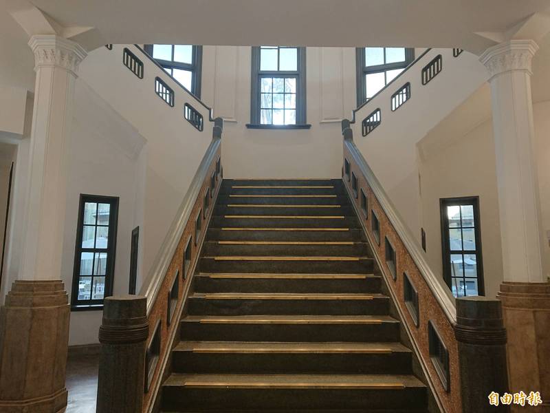 南美館1館是白色恐怖時期台灣文學家葉石濤被拘禁的地方。(記者洪瑞琴攝) 南美館1館是白色恐怖時期台灣文學家葉石濤被拘禁的地方。(記者洪瑞琴攝)